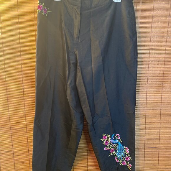 Lilly Pulitzer 100% Silk Black Pants with Embroidered Peacock Detail Size 14 EUC - Picture 8 of 8